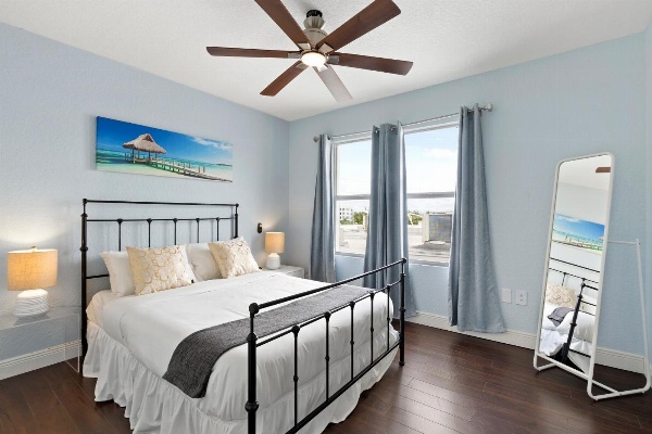 Welworth condo units Miami Beach image 1